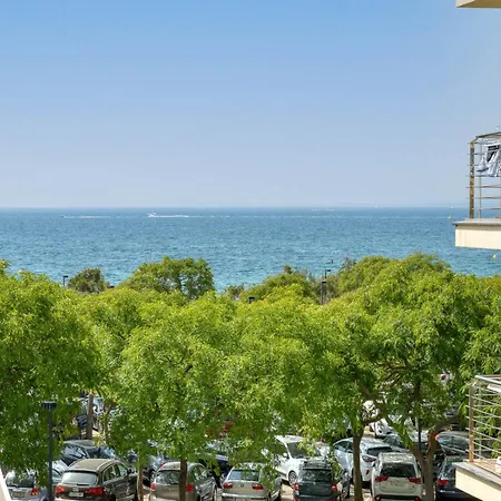 In Roses, 60 M From Apartment Roses
