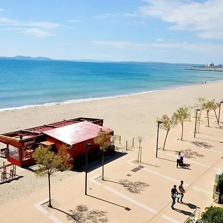 In Roses, 60 M From Apartment *